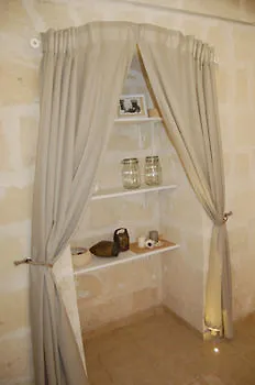 Antica Mateola Rooms&suites Hotel *