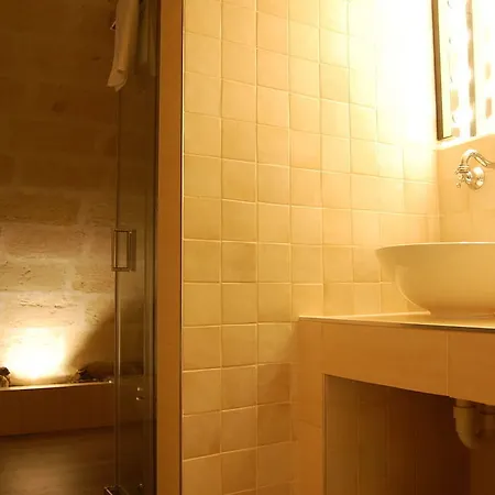 Antica Mateola Rooms&suites Hotel *